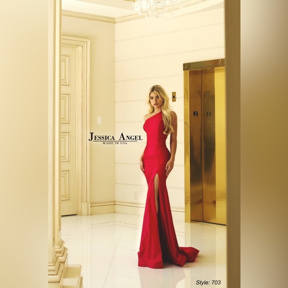 Brand new Jessica angel dress in hunter/emerald green